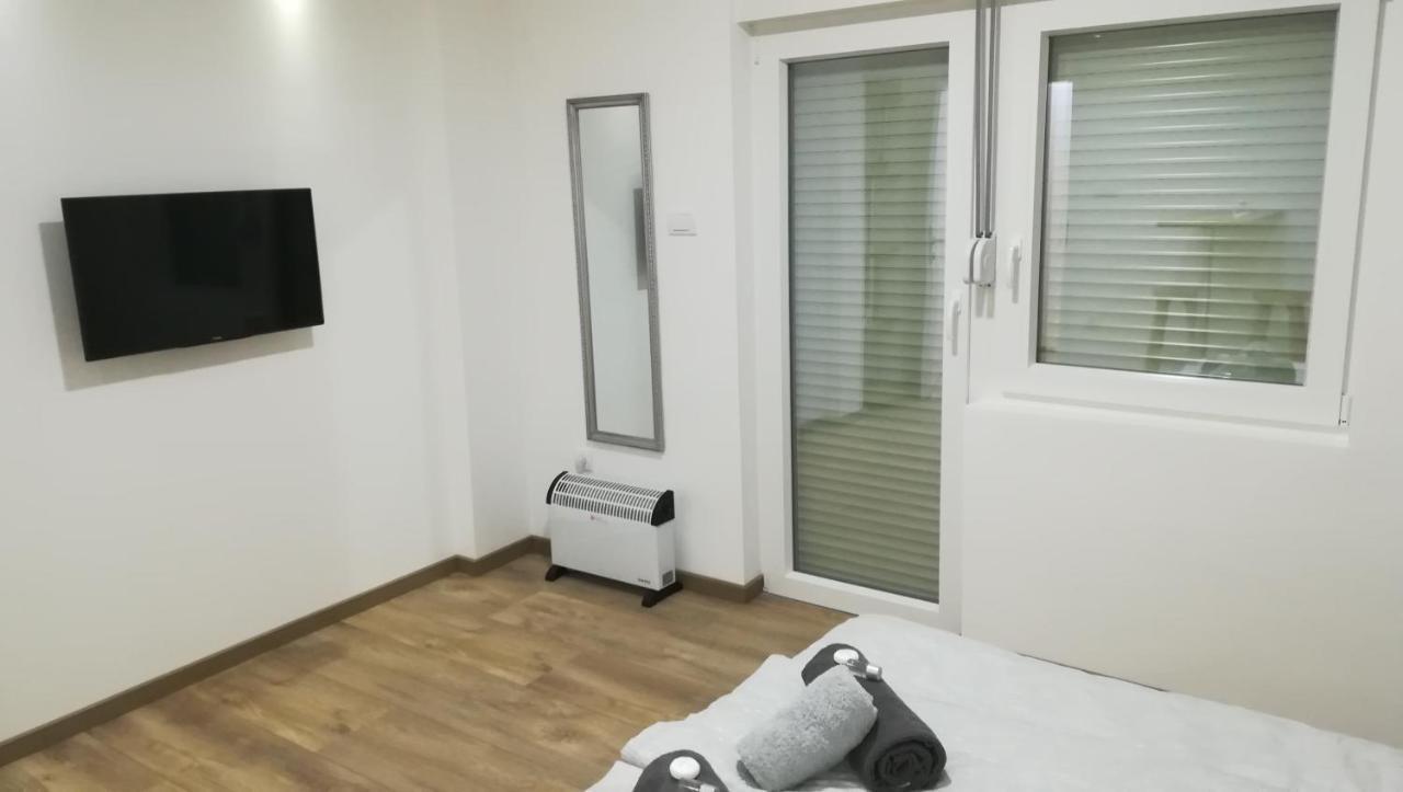 M4U Apartments Nis Exterior photo