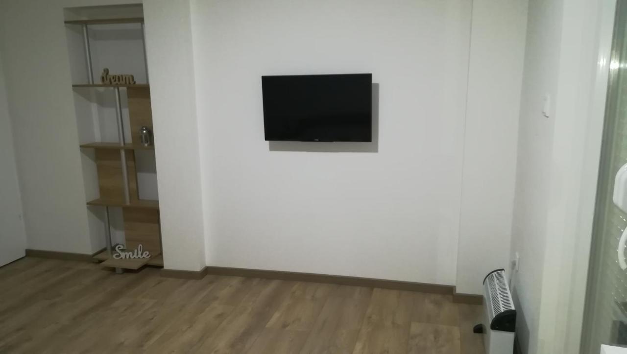M4U Apartments Nis Exterior photo
